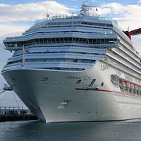 Круизный лайнер Carnival Glory